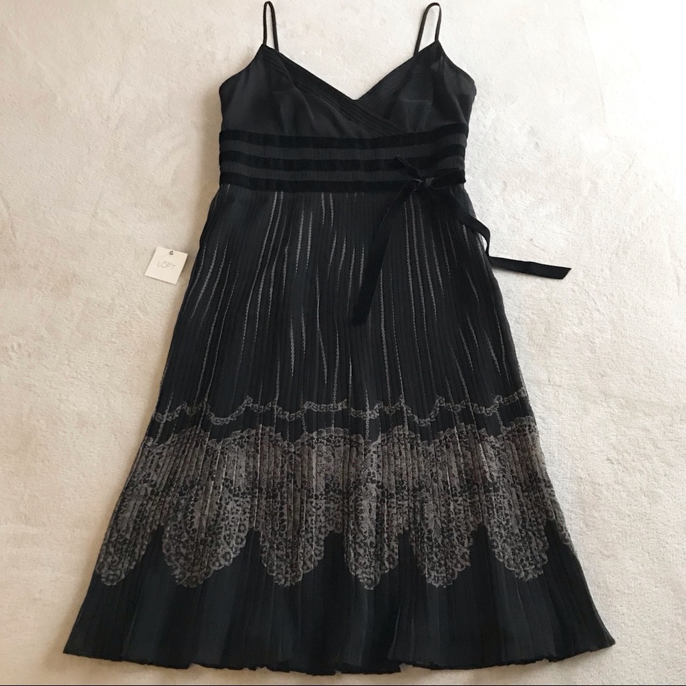 New! Ann Taylor LOFT Dress Size 10P